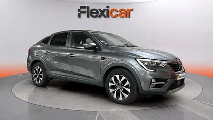 Begagnad Renault Arkana Evolution 140 HK (102 kW) 2023 Grå SUV