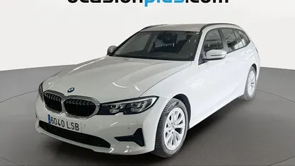 Usado BMW 318 150 CV (110 kW) 2021 Blanco Familiar