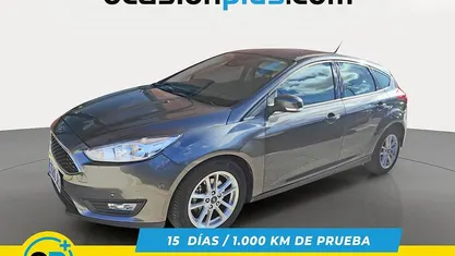 Usado Ford Focus Trend+ 125 CV (91 kW) 2015 Gris Utilitario