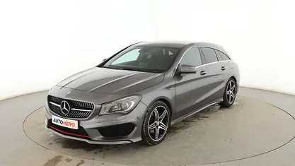 Usado Mercedes CLA250 Shooting Brake AMG line 210 CV (154 kW) 2015 Gris Familiar