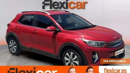 Usado Kia Stonic 101 CV (74 kW) 2024 Rojo SUV