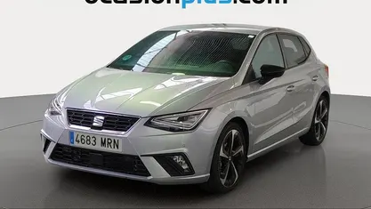 Usado Seat Ibiza FR 150 CV (110 kW) 2024 Gris plata Utilitario