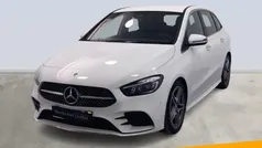 Blanco polar Usado 2024 Mercedes B200 AMG line Monovolumen | 35.900 € (Precio justo)