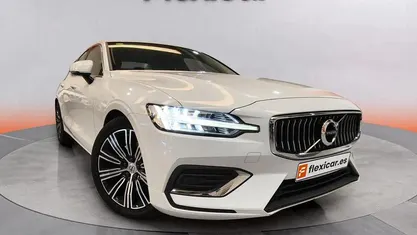 Usado Volvo S60 Business Edition 190 CV (139 kW) 2020 Blanco Berlina