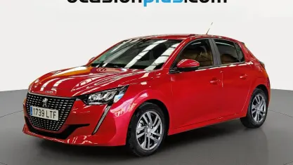 Usado Peugeot 208 Active 102 CV (75 kW) 2021 Rojo Utilitario