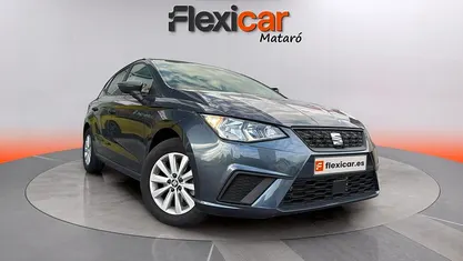 Usado Seat Ibiza Style 95 CV (69 kW) 2021 Gris Berlina