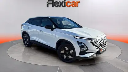 Käytetty Omoda 5 147 HP (108 kW) 2025 Valkoinen Katumaasturi