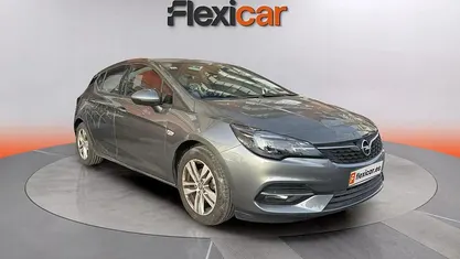 Usado Opel Astra 110 CV (80 kW) 2020 Berlina