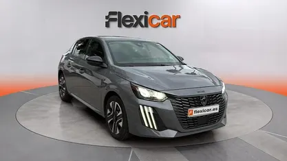 Usado Peugeot 208 Allure 101 CV (74 kW) 2025 Gris Utilitario