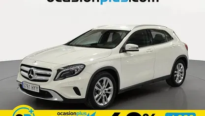Usado Mercedes GLA200 Urban 136 CV (100 kW) 2014 SUV