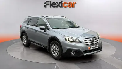 Usado Subaru Outback 150 CV (110 kW) 2017 Gris Familiar