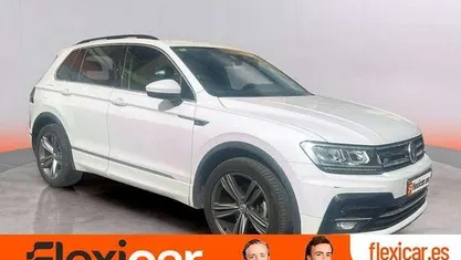 Usado VW Tiguan R-line 150 CV (110 kW) 2020 Blanco SUV