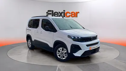 Usado Peugeot Rifter Allure 101 CV (74 kW) 2024 Monovolumen