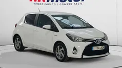 Usado 2015 Toyota Yaris Hybrid Active Berlina | 11.150 € (Buen precio)