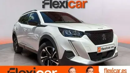 Usado Peugeot 2008 Allure 131 HP (96 kW) 2023 Branco SUV