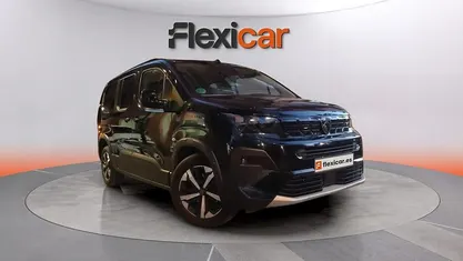 Usado Peugeot Rifter GT 131 CV (96 kW) 2025 Monovolumen