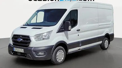 Usado Ford Transit Trend 130 CV (95 kW) 2021 Blanco Familiar