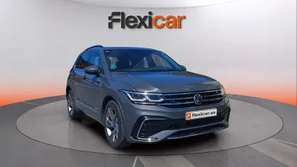 Usado VW Tiguan R-line 150 CV (110 kW) 2021 Gris SUV
