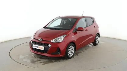 Rojo Usado 2017 Hyundai i10 Utilitario | 10.799 € (Precio justo)