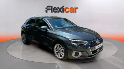 Usado Audi A3 Premium 110 CV (80 kW) 2023 Gris Berlina