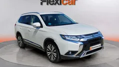 Blanco Usado 2021 Mitsubishi Outlander Motion SUV | 18.190 € (Buen precio)
