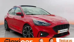 Rojo Usado 2018 Ford Focus ST-Line Berlina | 17.790 € (Precio justo)