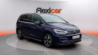 Occasion VW Touran R-line 150 PK (110 kW) 2023 Blauw MPV