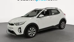 Usado 2025 Kia Stonic SUV | 19.810 € (Precio justo)