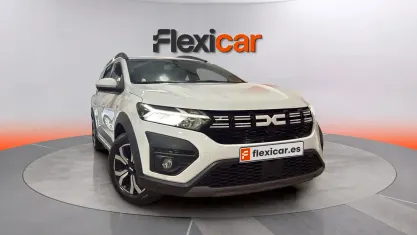 Usado Dacia Jogger Expression 110 CV (80 kW) 2023 Blanco Monovolumen