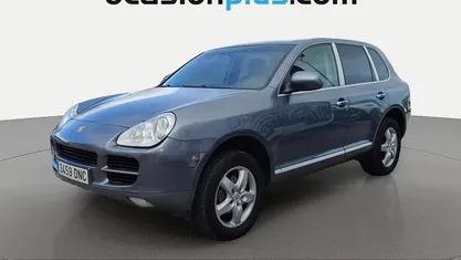 Gris Usado 2005 Porsche Cayenne SUV | 12.200 € (Precio justo)