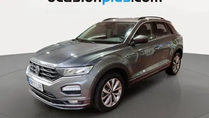 Usado VW T-Roc Advance 150 HP (110 kW) 2022 Cinzento SUV