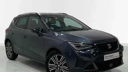 Begagnad Seat Arona FR 115 HK (84 kW) 2024 Grå SUV