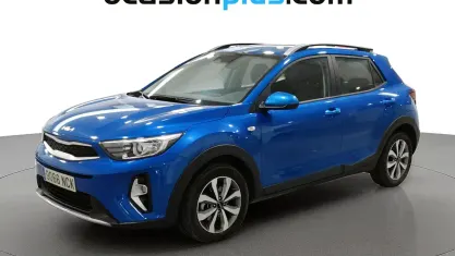Usado Kia Stonic 100 CV (73 kW) 2025 Azul SUV