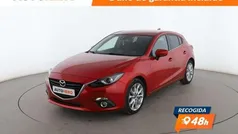 Rojo Usado 2015 Mazda 3 Luxury Berlina | 14.399 € (Precio justo)