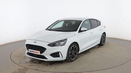 Usado Ford Focus ST-Line 125 CV (91 kW) 2020 Blanco Utilitario