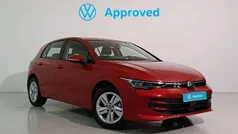 Rojo Usado 2024 VW Golf VIII | 28.250 € (Precio justo)