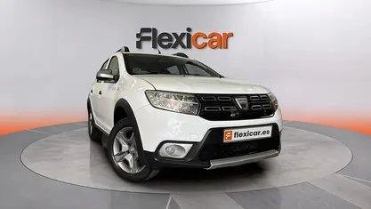 Usado Dacia Sandero Essentiel 90 CV (66 kW) 2018 Berlina