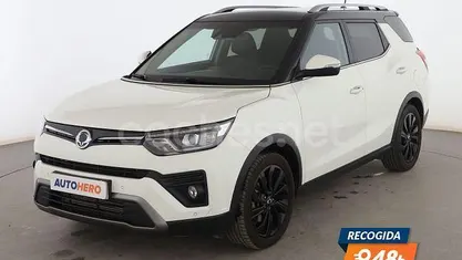 Usado Ssangyong (KGM) Tivoli Limited 163 CV (119 kW) 2021 Blanco SUV