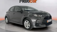 Usado 2023 Toyota Yaris Berlina | 16.990 € (Buen precio)