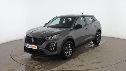 Käytetty Peugeot 2008 Active 101 HP (74 kW) 2024 Harmaa Katumaasturi