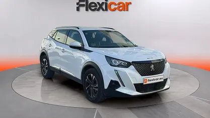 Usado Peugeot 2008 Active 110 CV (80 kW) 2021 SUV