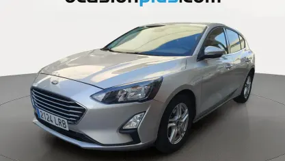 Usado Ford Focus Trend+ 120 CV (88 kW) 2021 Gris Berlina