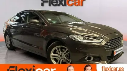 Usado Ford Mondeo Vignale 180 CV (132 kW) 2017 Gris Berlina