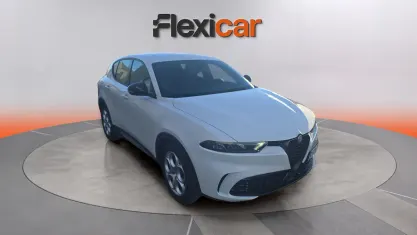 Usado Alfa Romeo Tonale Edizione Speciale 131 CV (96 kW) 2022 Blanco SUV