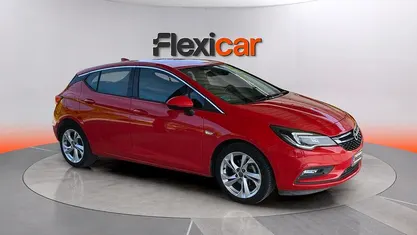 Usado Opel Astra Business 110 CV (80 kW) 2017 Berlina