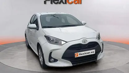 Usado 2022 Toyota Yaris Edition Berlina | 15.790 € (Buen precio)