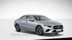 Gris Nuevo 2025 Mercedes A180 Berlina | 34.295 € (Buen precio)