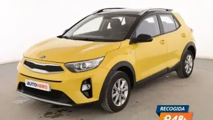 Usado Kia Stonic 85 CV (62 kW) 2018 Amarillo SUV