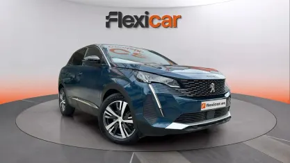 Usado Peugeot 3008 Allure 131 CV (96 kW) 2024 Azul SUV