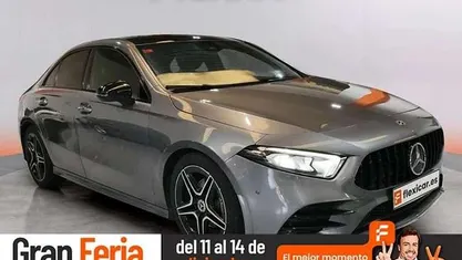 Gris Usado 2019 Mercedes A180 Berlina | 22.890 € (Precio justo)